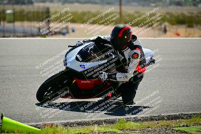 media/Apr-13-2025-TrackXperience (Sun) [[fb1ef998a6]]/Level 2 (Intermediate)/Turn 8 (Session 3)/